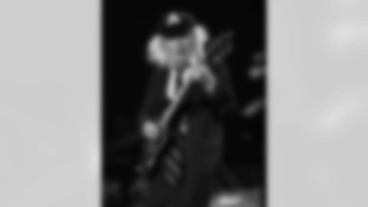 ACDC - Commanders Field6107