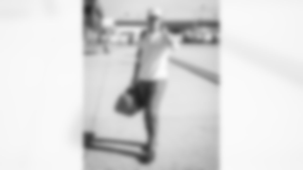 10262025 WK8 IAD Arrivals16638