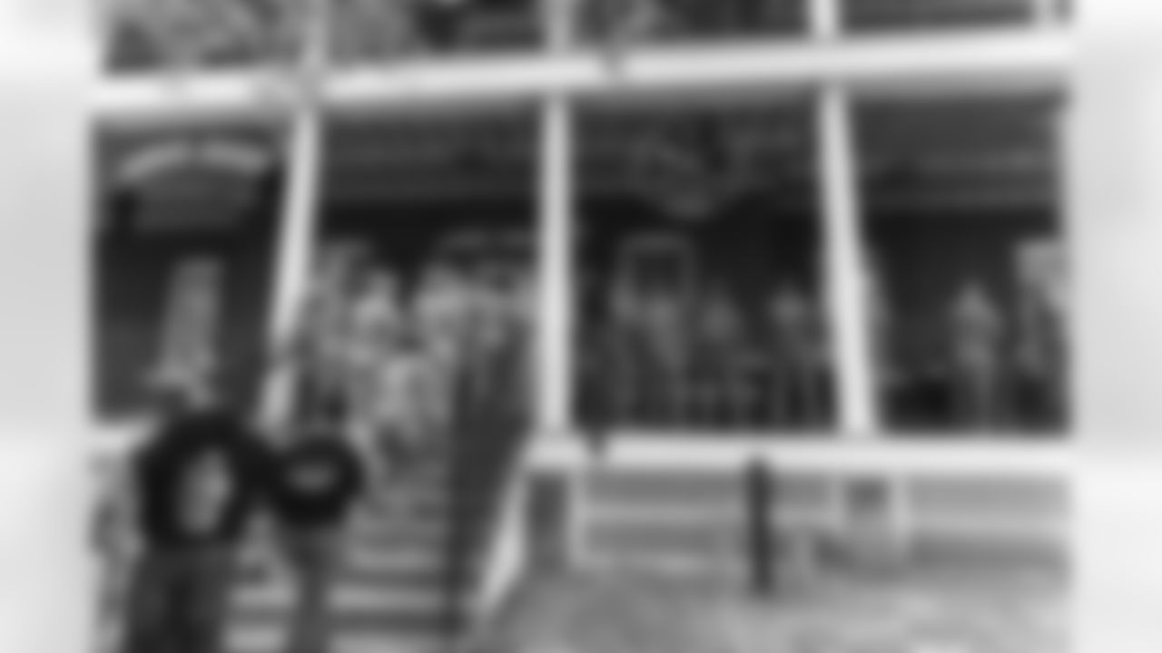 Images of Commander players and Command Force visiting Arlington National Cemetery with the USAA event staff at Fort Myers on October 21, 2025 in Landover, MD (Photo by Taylor Sims for Washington Commanders)