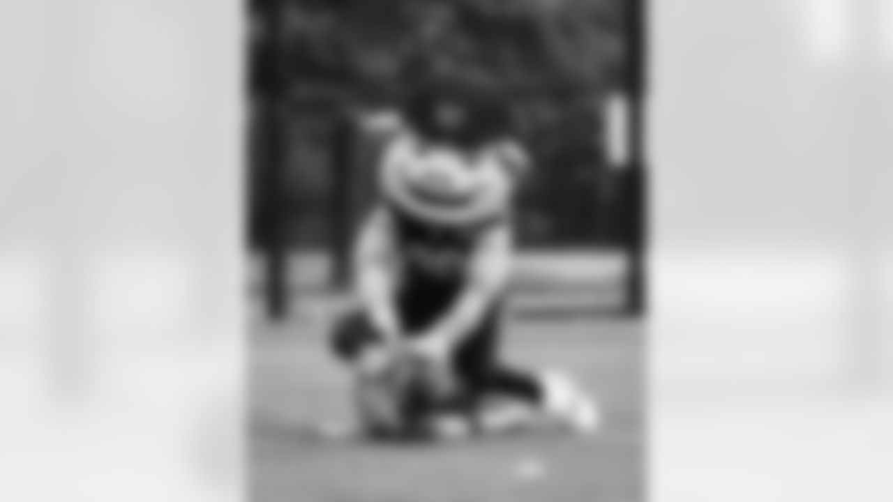 Military Youth Football Clinic - Bethesda with Major Tuddy and Washington Legend Josh Morgan