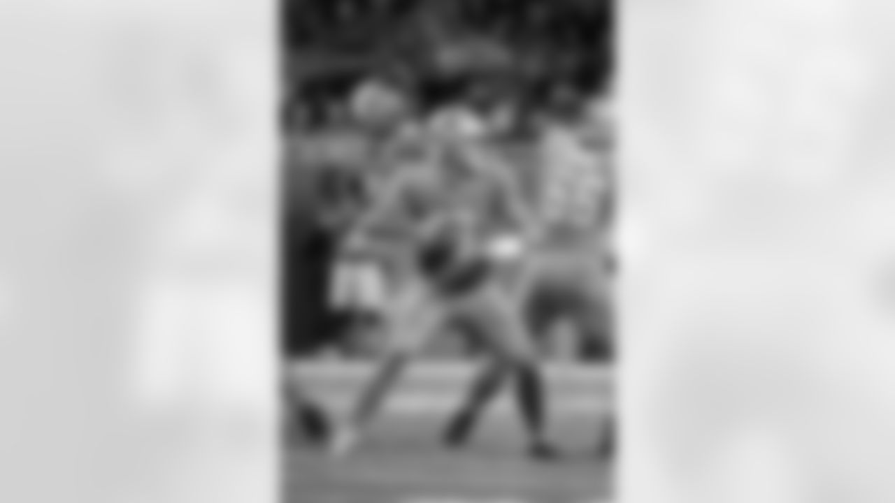 Detroit Lions quarterback David Blough (10) passes against the Chicago Bears during an NFL football game in Detroit, Thursday, Nov. 28, 2019. (AP Images/Rick Osentoski)