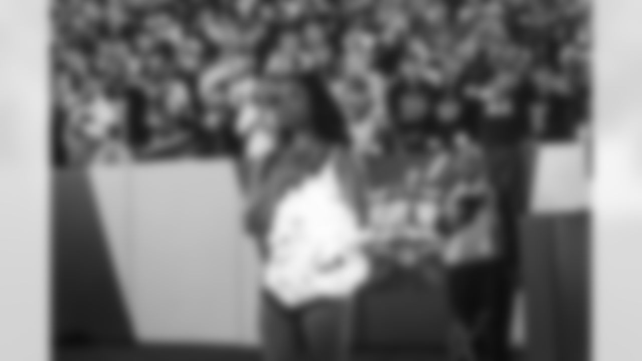 LANDOVER, MD – NOV 02: Images of National Anthem and Color Guard at Northwest Stadium on November 2, 2025 in Landover, MD (Photo by Taylor Sims for Washington Commanders)