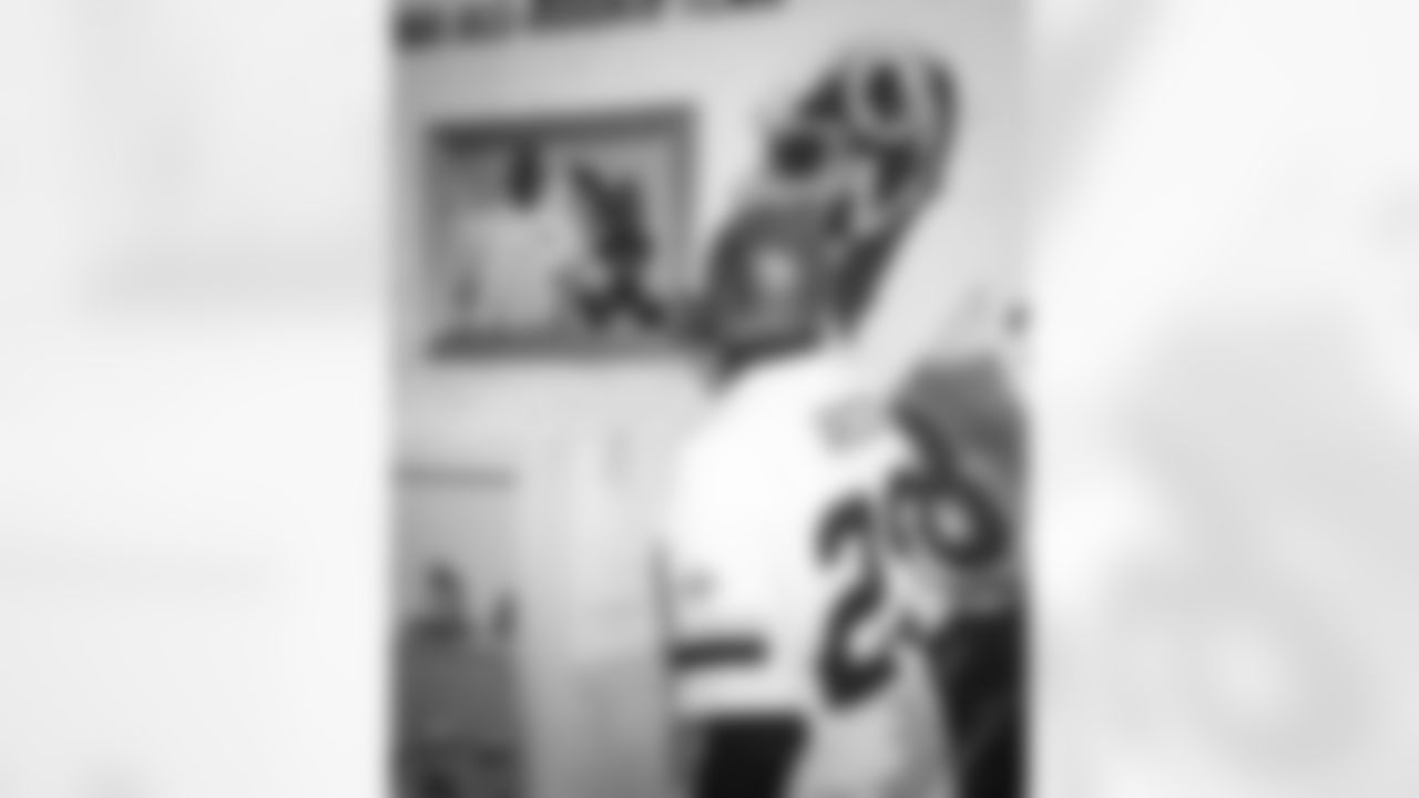 10242024 Darrell Green Suites Reveal KC67929