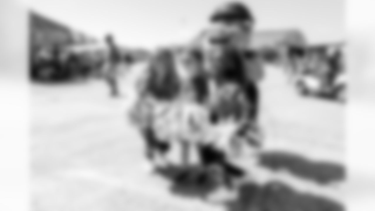 Joint Base Andrews airshow Salute activation (Alyssa Howell/ Washington Commanders)