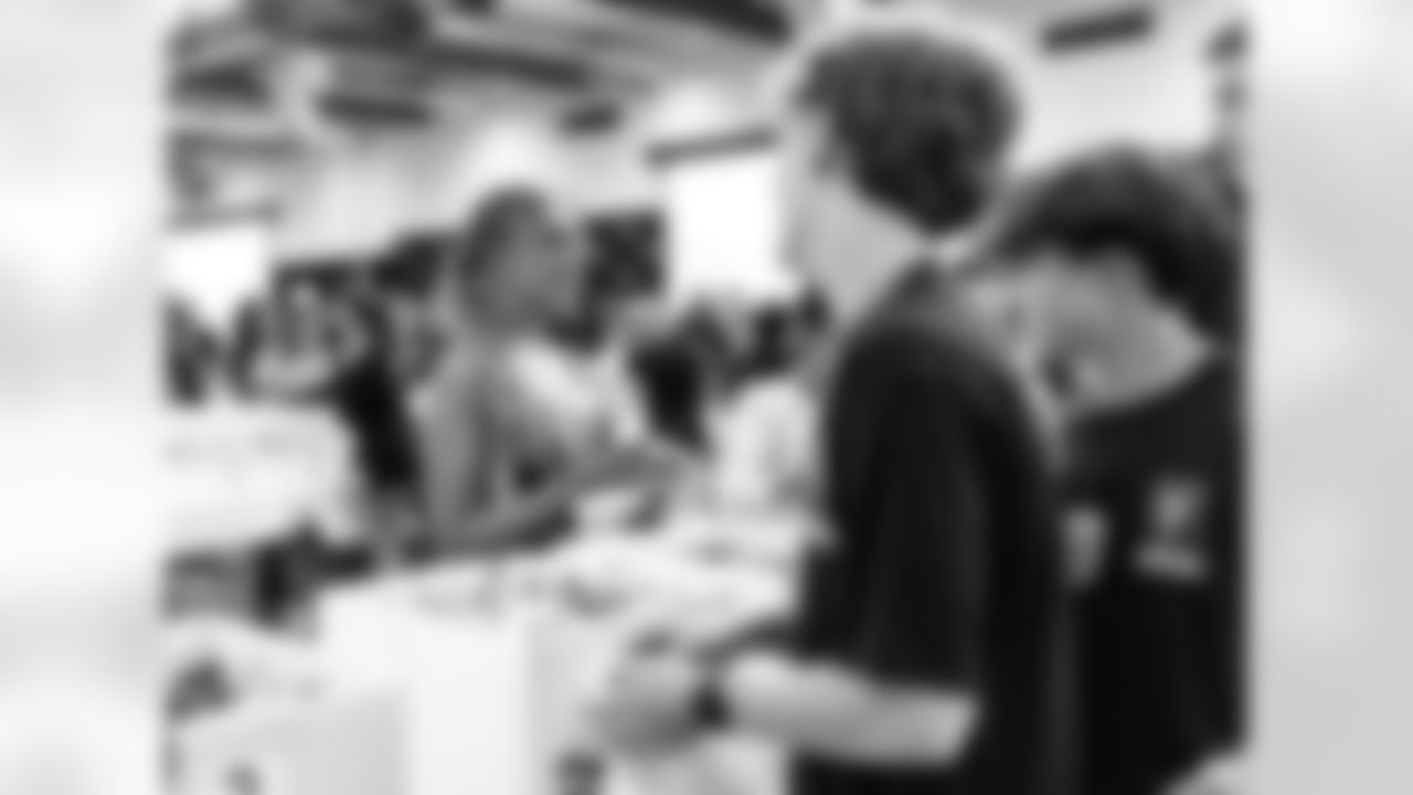 Operation Gratitude6257