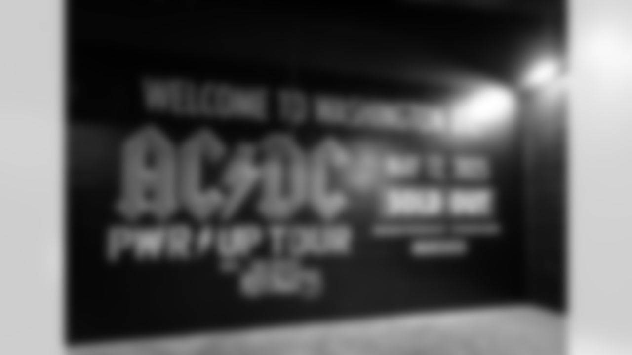 ACDC - Commanders Field6041