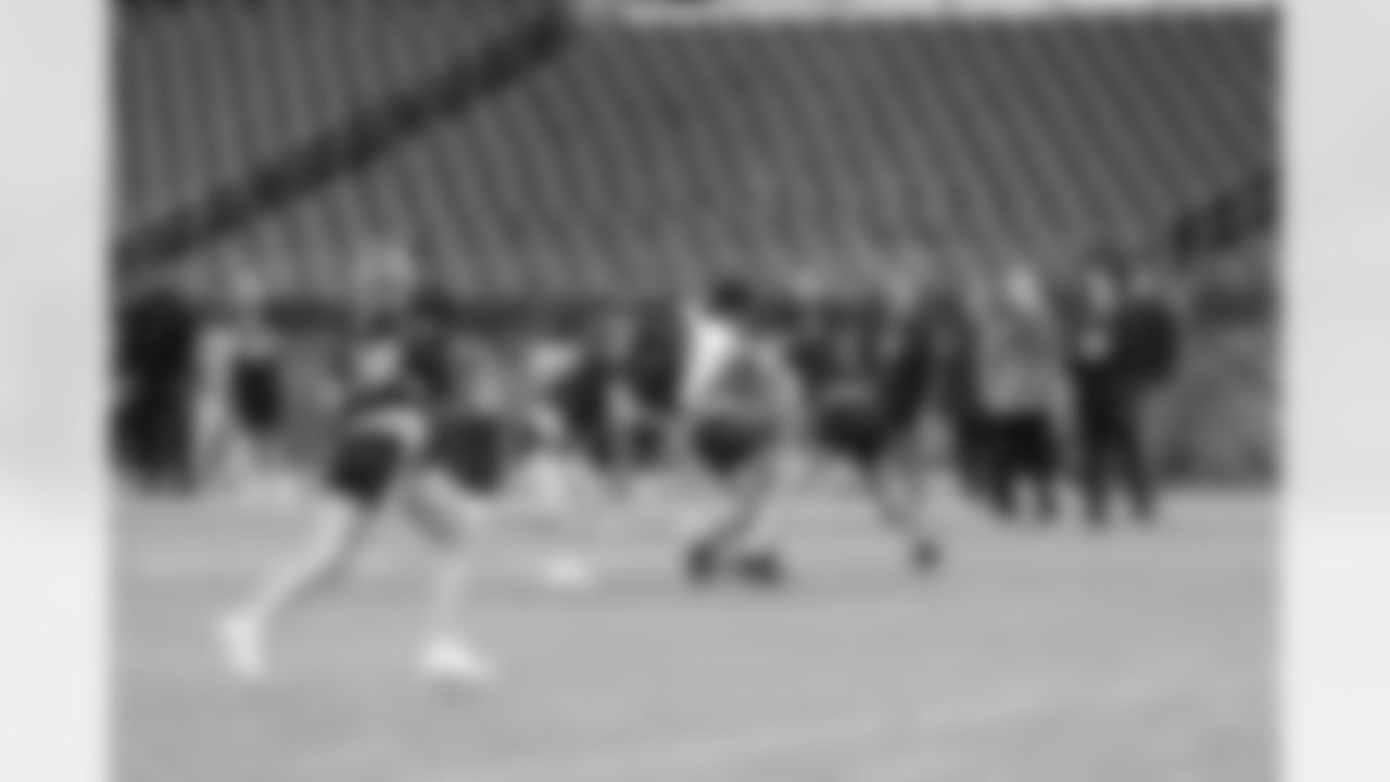 championship-girlsflag-commanders-0192