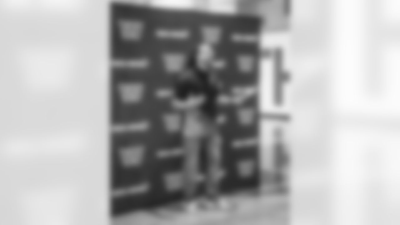 Girls Flag Media Day465