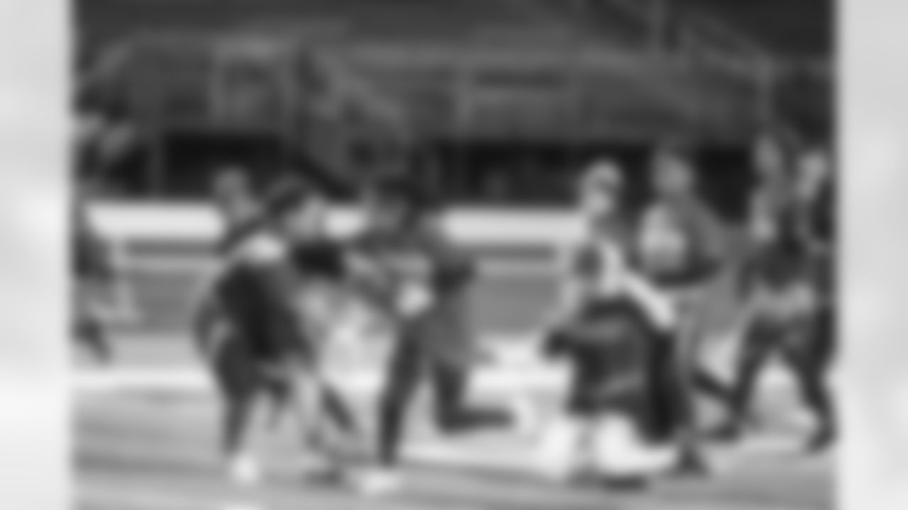 111224 Wale Camp_TS16