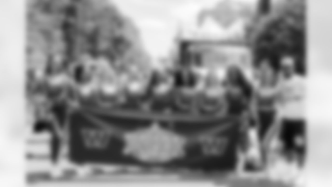 Pride Parade6970
