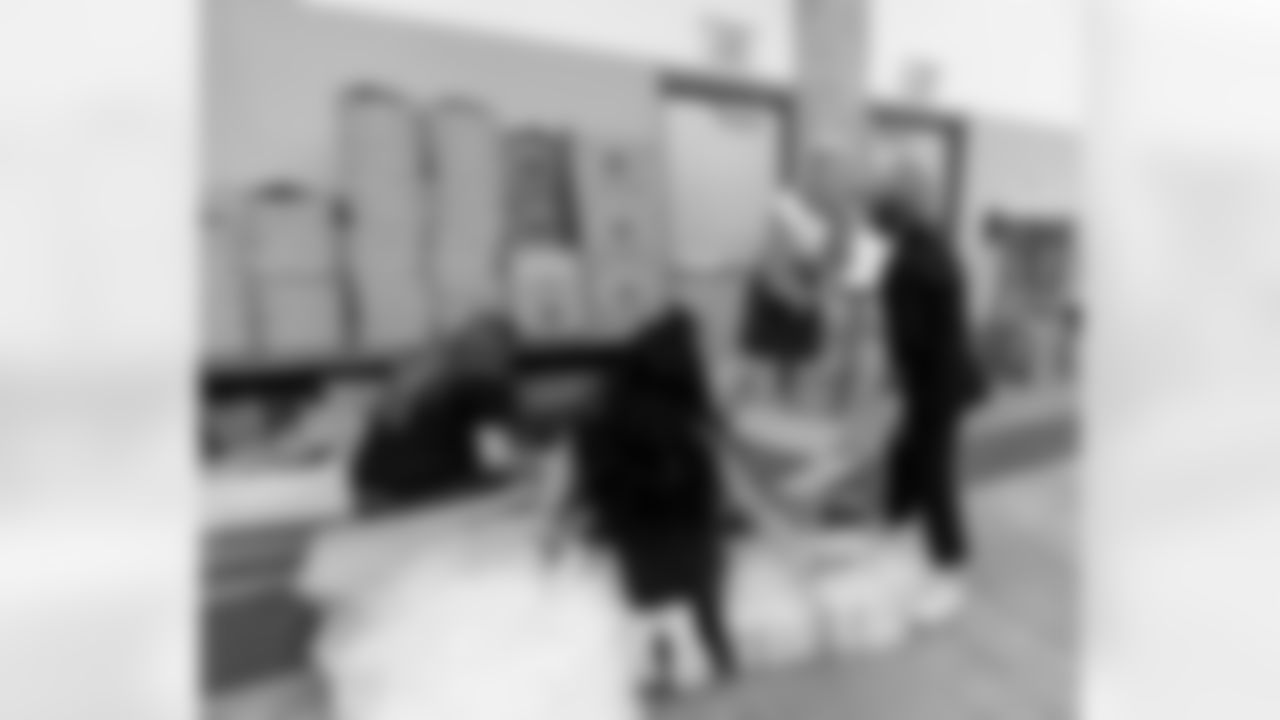 Operation Gratitude6216