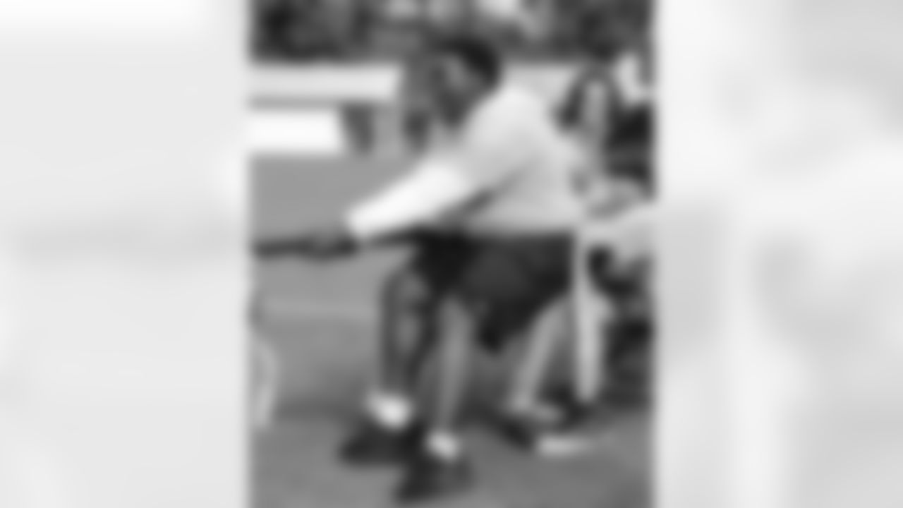 Military Youth Football Clinic - Bethesda with Major Tuddy and Washington Legend Josh Morgan