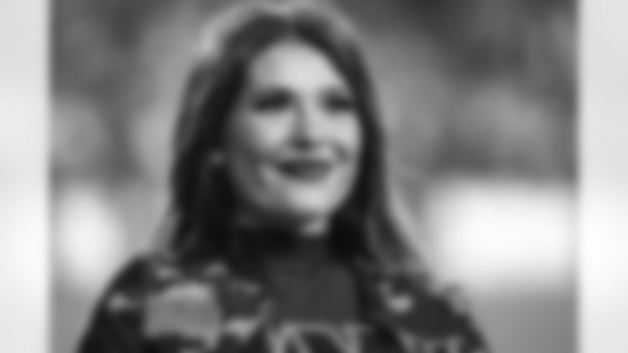 LANDOVER, MD – NOV 09: Command Force dancing at Northwest Stadium on AUGUST 18, 2025 in Landover, MD (Photo by Taylor Sims for Washington Commanders\