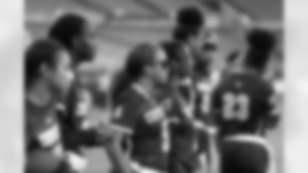 championship-girlsflag-commanders-0140