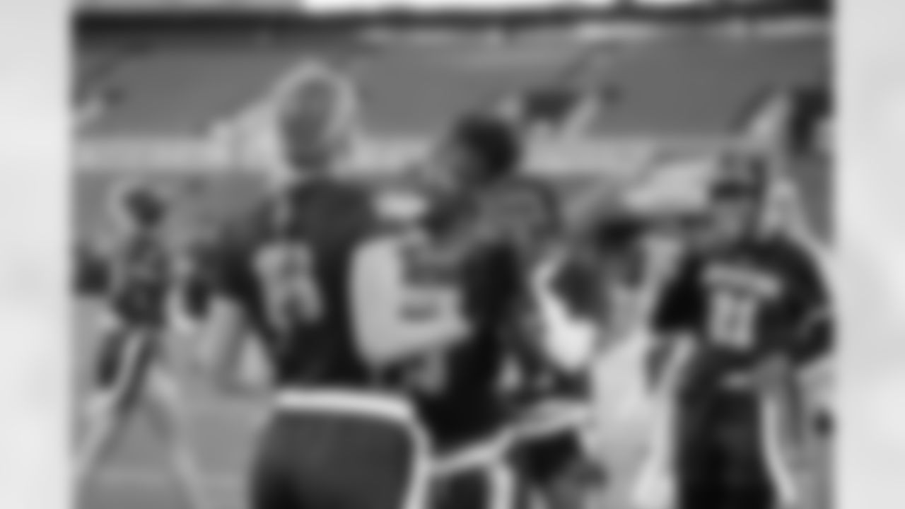 championship-girlsflag-commanders-0172