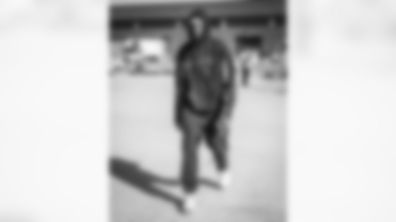 10262025 WK8 IAD Arrivals16619