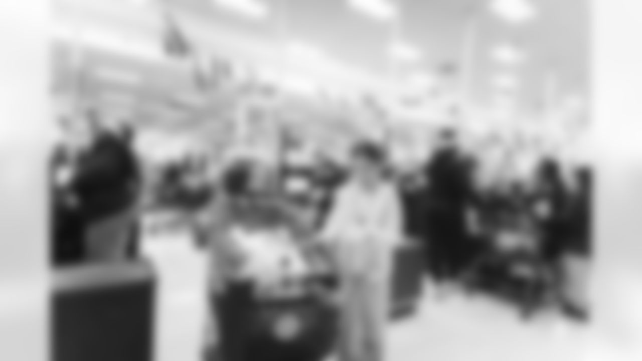 RESTON, VA – DEC 09: Images of Deebo Samuels and Jeremy Reaves shopping with 25 local elementary schools at Target in Reston, VA on DECEMBER 09, 2025 (Photo by Taylor Sims for Washington Commanders)