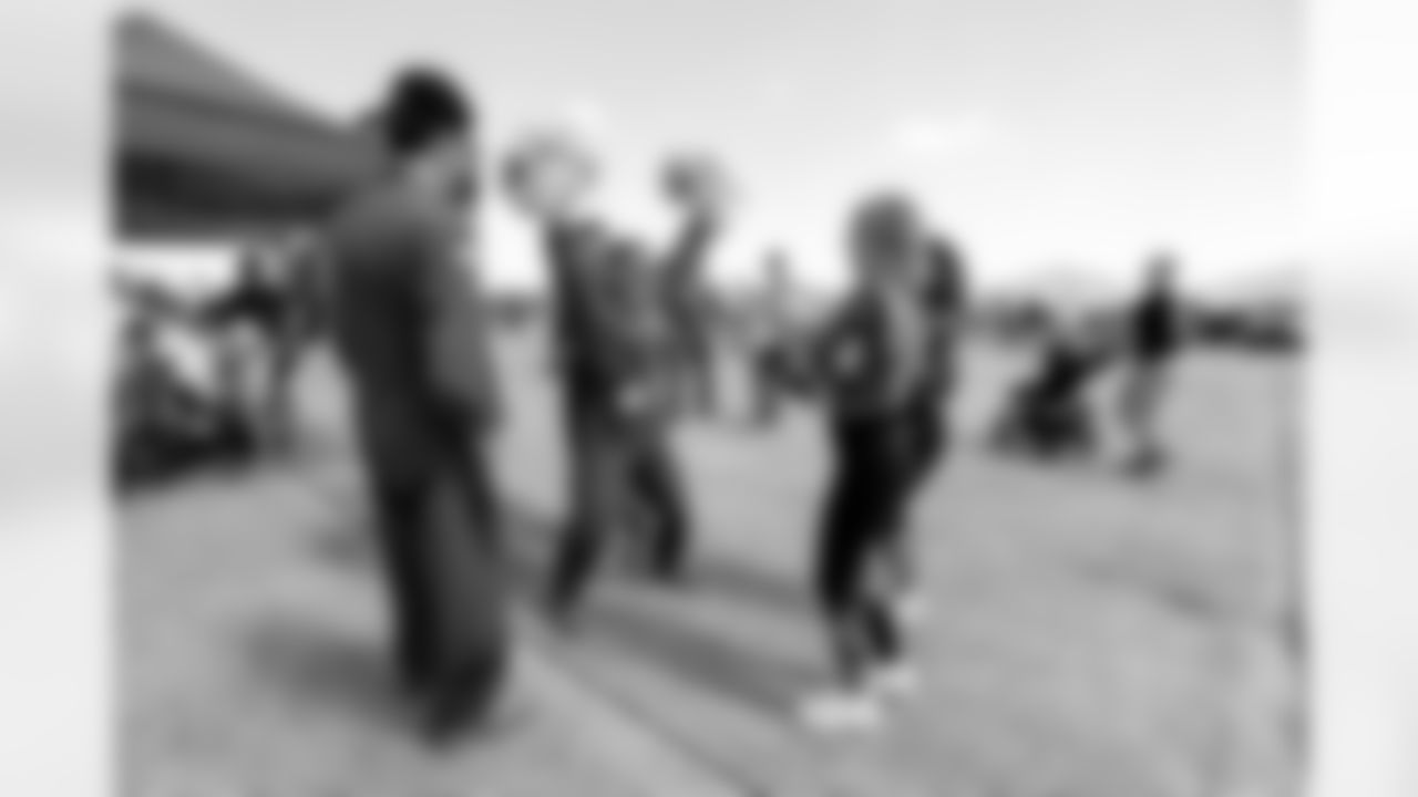 Joint Base Andrews airshow Salute activation (Alyssa Howell/ Washington Commanders)