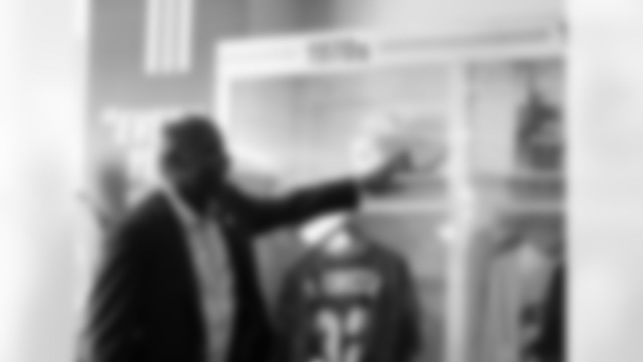 Washington Legend Darrell Green in his suite before the Carolina Panthers vs Washington Commanders game at Northwest Stadium in Landover, MD on October 20th 2024. (Alyssa Howell/Washington Commanders)