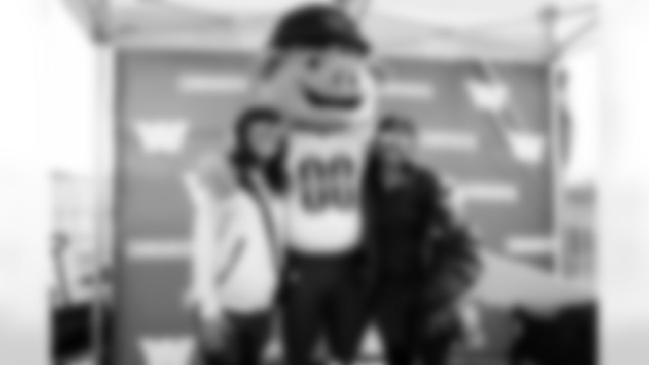 Friday Night Feature featuring Friendship Collegiate @ KIPP College Prep on October 30th 2025 (Alyssa Piazza/ Washington Commanders)