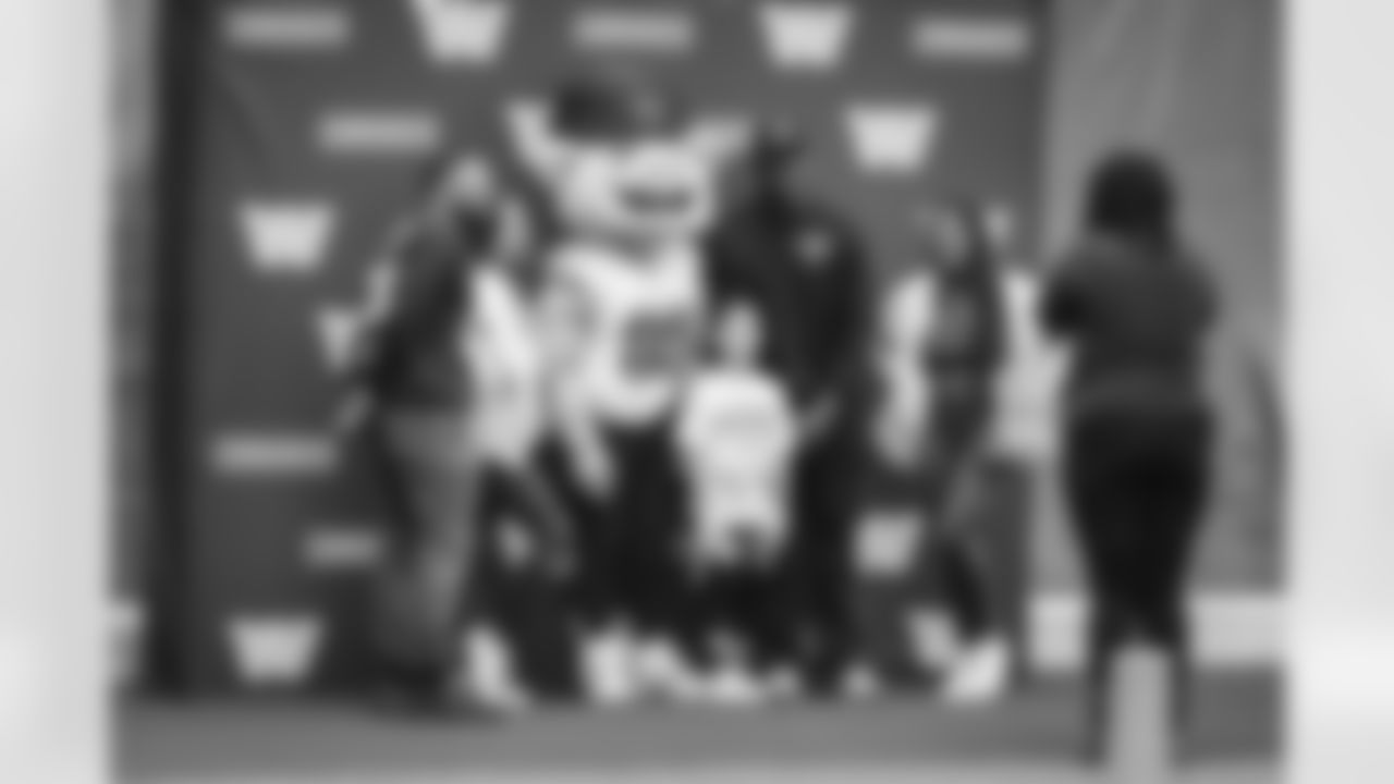 ASHBURN, VA – NOV 20: Images of attendees at the Flagstaff Commanders Single Day Camp at Commanders Park on NOVEMBER 20, 2025  (Photo by Taylor Sims for Washington Commanders)