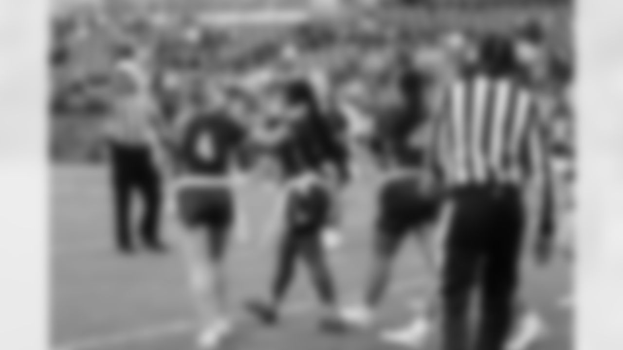 championship-girlsflag-commanders-0151