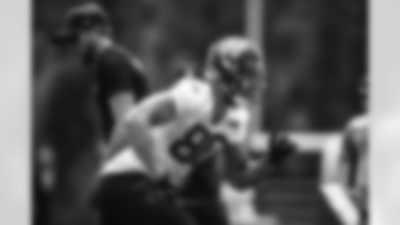 Jan. 28: Signed WR Kazmeir Allen to a Reserve/Futures deal.