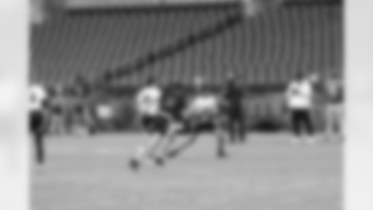 championship-girlsflag-commanders-0190