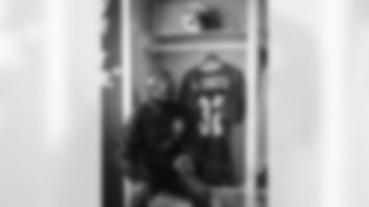 10242024 Darrell Green Suites Reveal KC67892