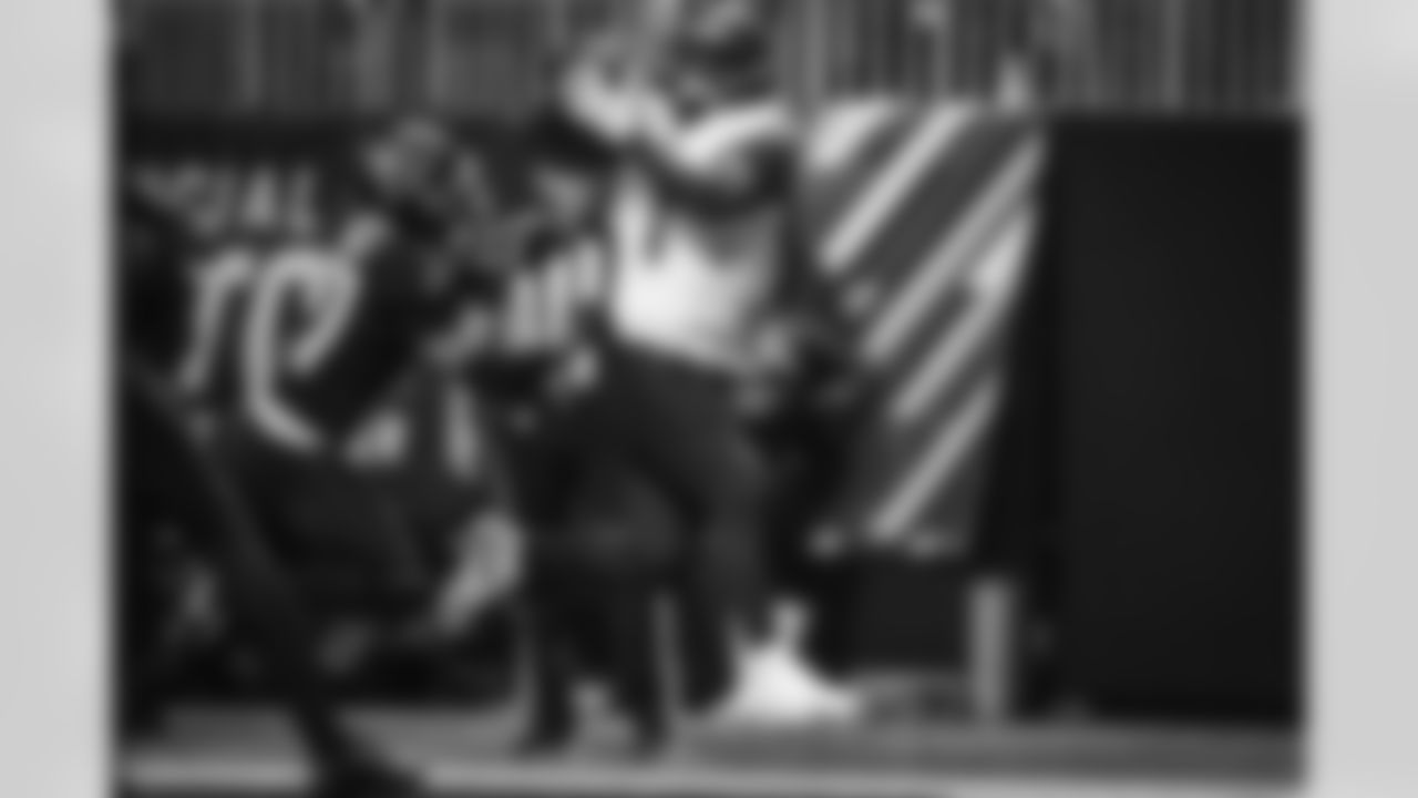 09282025 WK4 WAS @ ATL KC14297