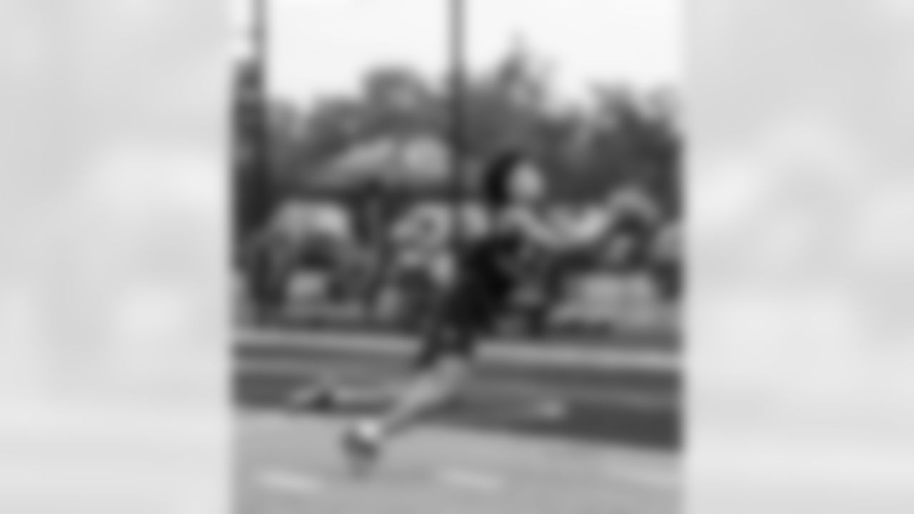 Nike 11-On_Commanders-152