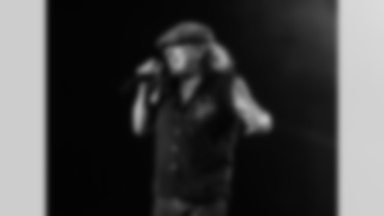 ACDC - Commanders Field6109