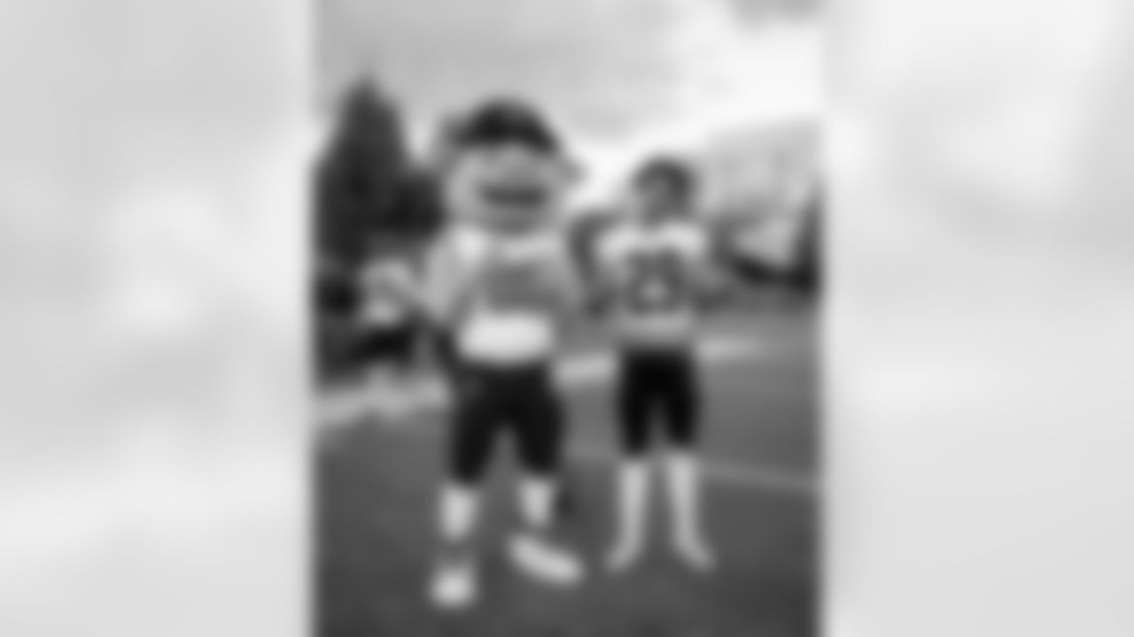 Friday Night Feature featuring Friendship Collegiate @ KIPP College Prep on October 30th 2025 (Alyssa Piazza/ Washington Commanders)