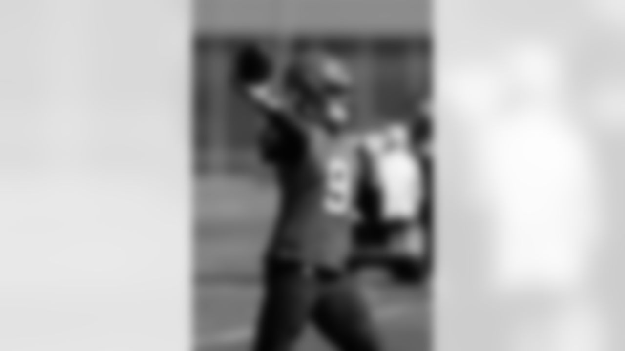 Cleveland Browns quarterback David Blough (9) throws a pass during practice at the NFL football team's training facility Monday, July 29, 2019, in Berea, Ohio. (AP Photo/Ron Schwane)