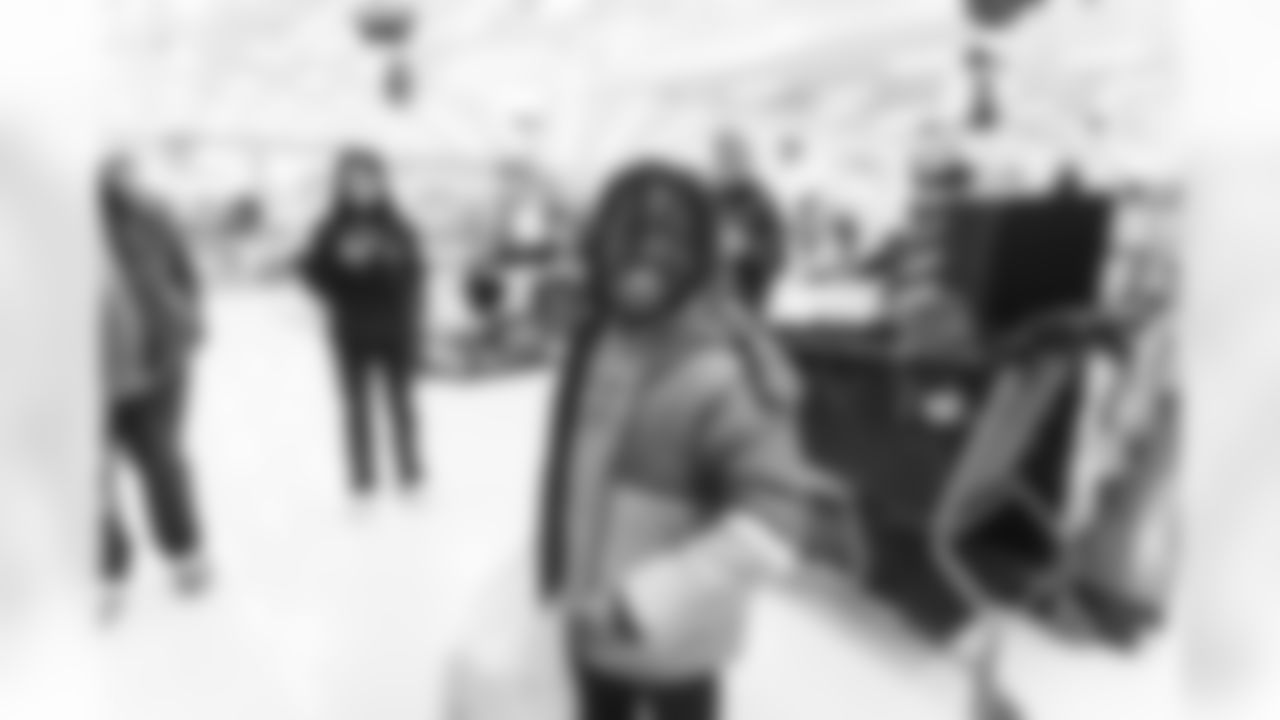 RESTON, VA – DEC 09: Images of Deebo Samuels and Jeremy Reaves shopping with 25 local elementary schools at Target in Reston, VA on DECEMBER 09, 2025 (Photo by Taylor Sims for Washington Commanders)