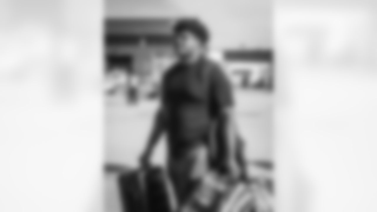 10262025 WK8 IAD Arrivals16604