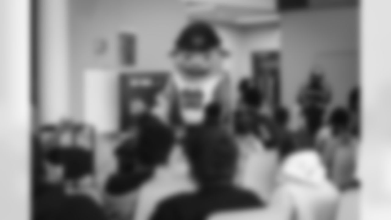 01202026 Commanders Read 701