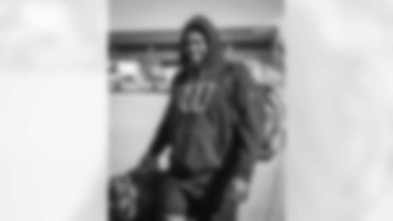 10262025 WK8 IAD Arrivals16644