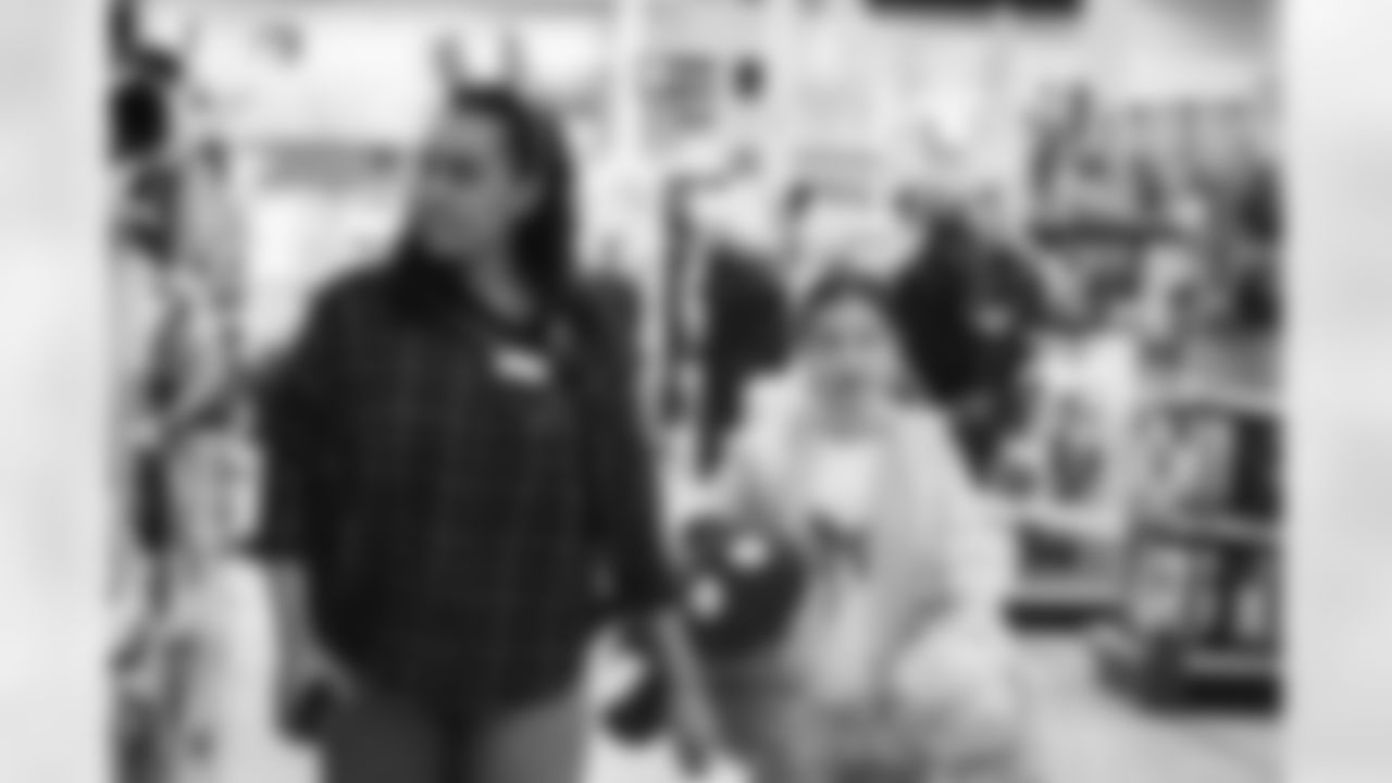 RESTON, VA – DEC 09: Images of Deebo Samuels and Jeremy Reaves shopping with 25 local elementary schools at Target in Reston, VA on DECEMBER 09, 2025 (Photo by Taylor Sims for Washington Commanders)