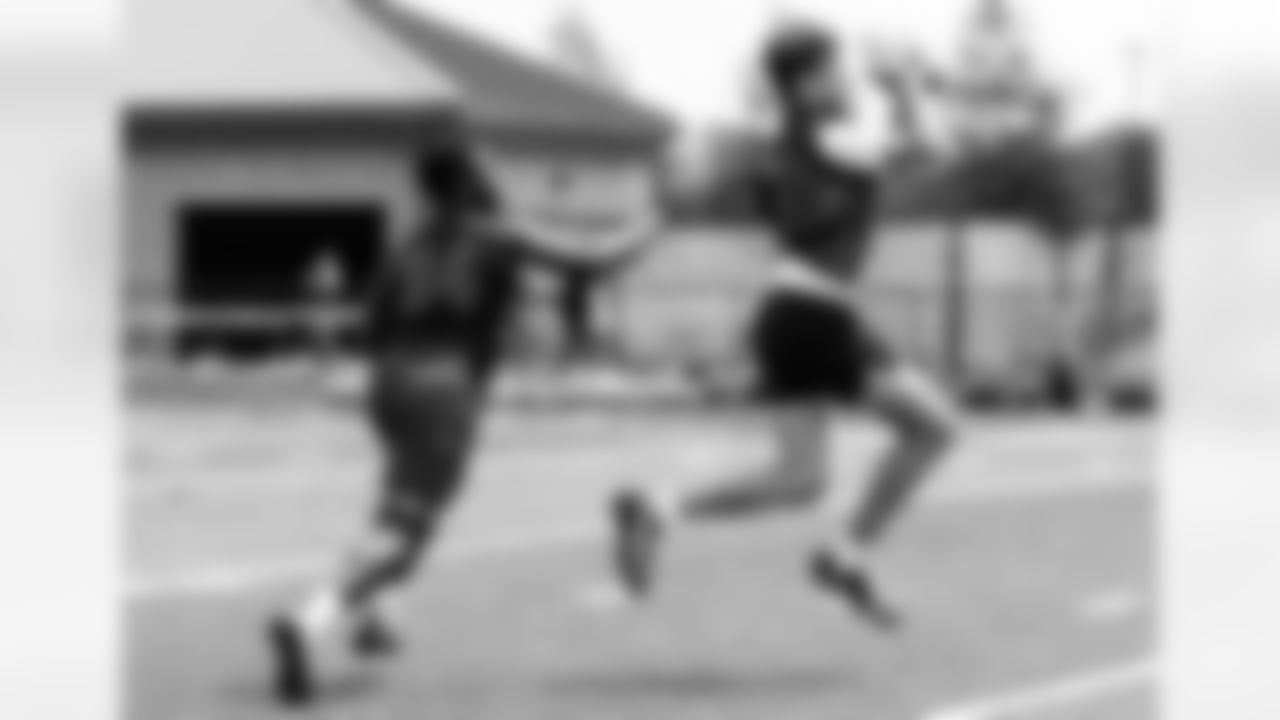 Nike 11-On_Commanders-34