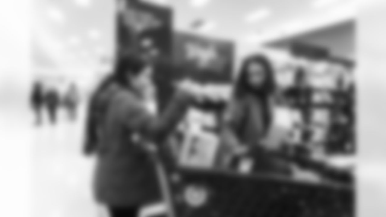 RESTON, VA – DEC 09: Images of Deebo Samuels and Jeremy Reaves shopping with 25 local elementary schools at Target in Reston, VA on DECEMBER 09, 2025 (Photo by Taylor Sims for Washington Commanders)