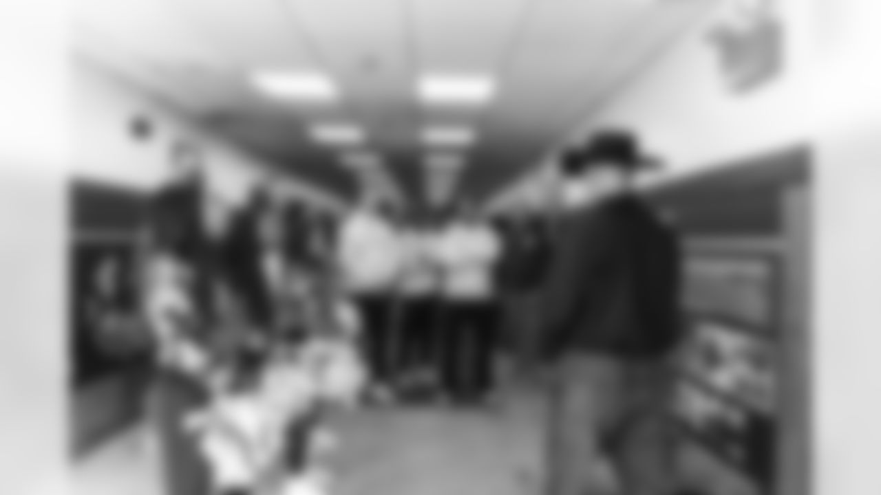 Images of Commander players and Command Force visiting Arlington National Cemetery with the USAA event staff at Fort Myers on October 21, 2025 in Landover, MD (Photo by Taylor Sims for Washington Commanders)