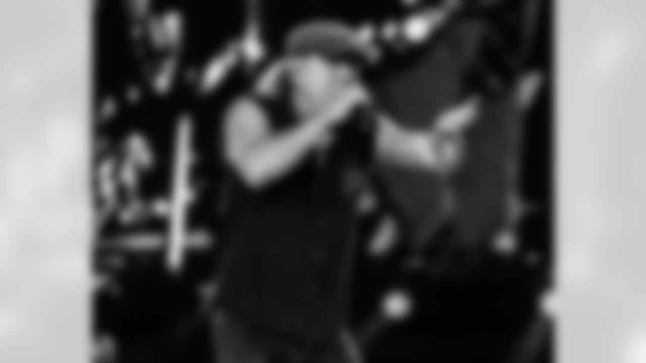 ACDC - Commanders Field6106
