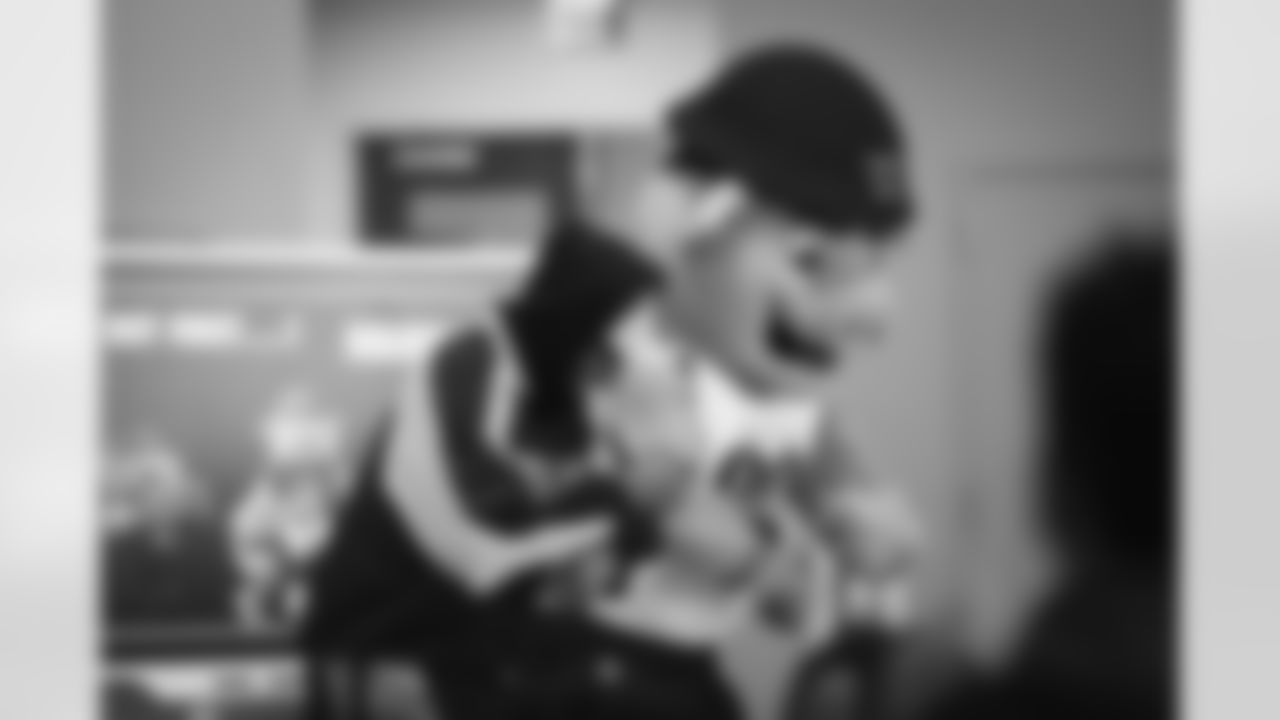 01202026 Commanders Read 704