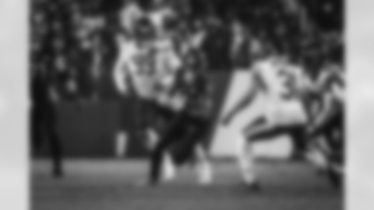 10132025 WK6 WAS vs CHI KC15502