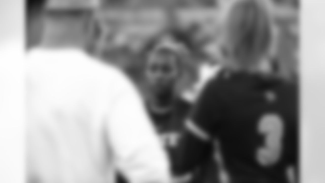 championship-girlsflag-commanders-0162