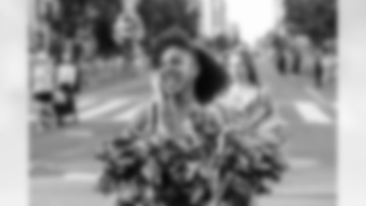 Pride Parade7054