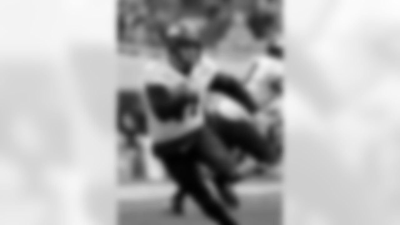 Purdue quarterback David Blough scrambles against Michigan State during the second quarter of an NCAA college football game, Saturday, Oct. 27, 2018, in East Lansing, Mich. (AP Photo/Al Goldis)