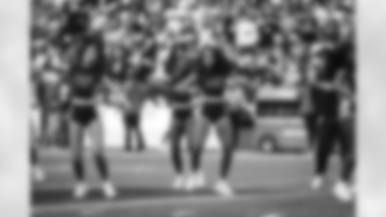 LANDOVER, MD – NOV 09: Command Force dancing at Northwest Stadium on AUGUST 18, 2025 in Landover, MD (Photo by Taylor Sims for Washington Commanders\