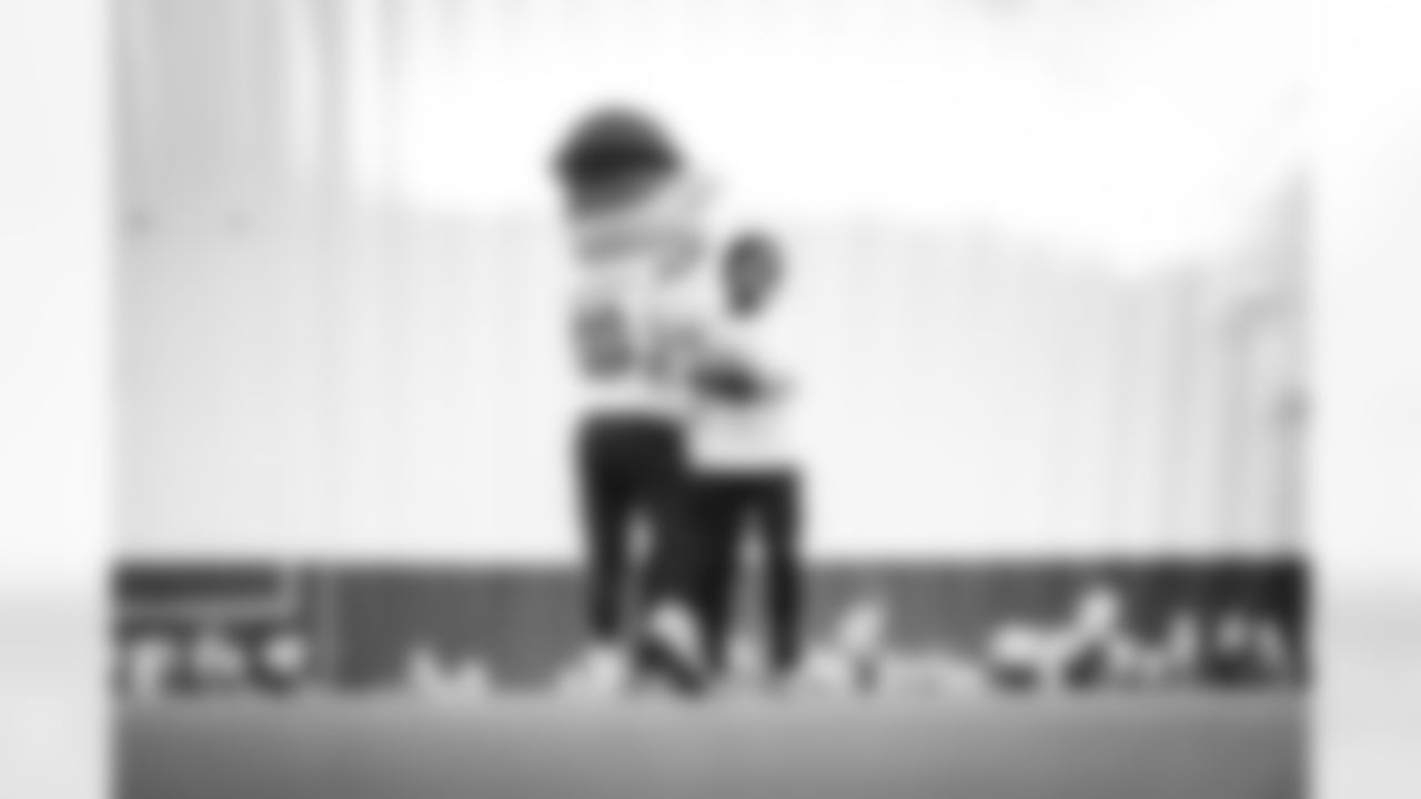 ASHBURN, VA – NOV 20: Images of attendees at the Flagstaff Commanders Single Day Camp at Commanders Park on NOVEMBER 20, 2025  (Photo by Taylor Sims for Washington Commanders)